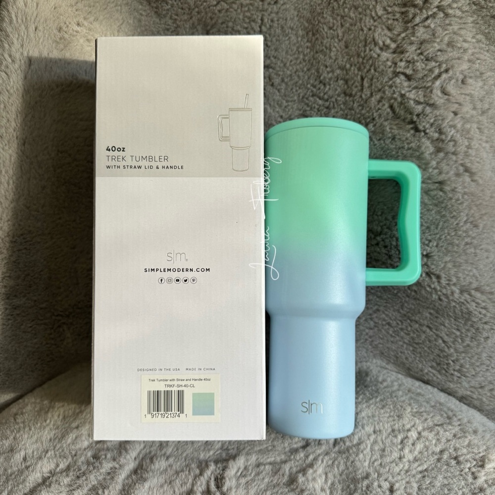 Simple Modern 40 Ounce Trek - Cool Mint